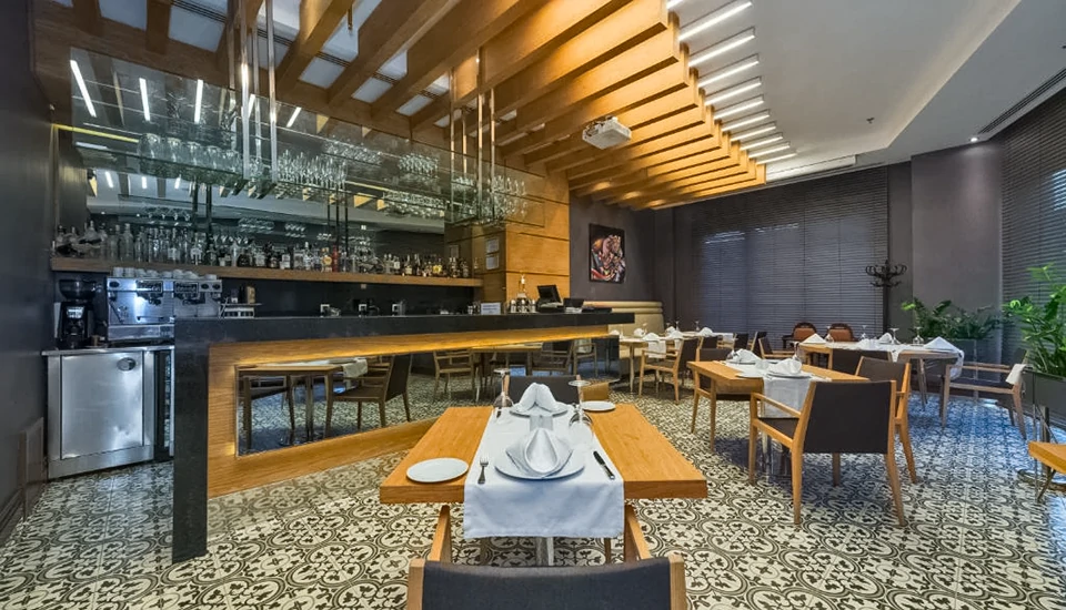 هتل دورا استانبول